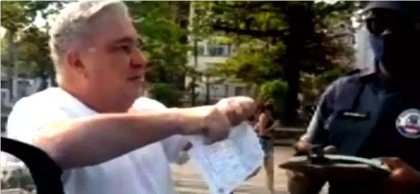  'Eu me arrependo', diz desembargador que humilhou guarda em Santos - Reprodução de vídeo