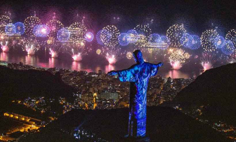 Pandemia da COVID-19 faz Prefeitura do Rio suspender festa de Réveillon - AFP