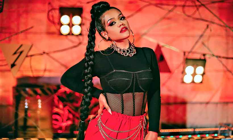 Youtuber mineira Camila Loures bomba com sua nova música - Gabi Medina/Brasilera Digital