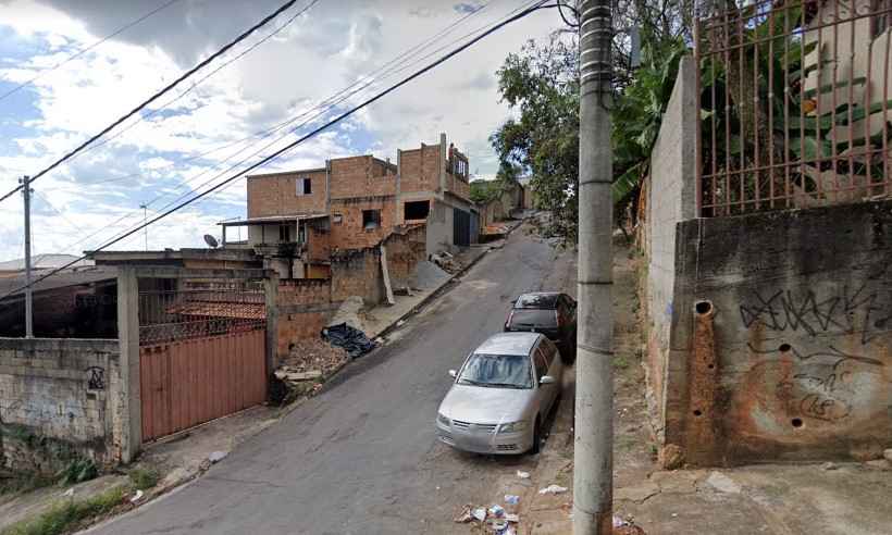 Adolescente é detido com oito armas e drogas no Morro dos Cabritos, em Contagem - Reprodução/Google Street View
