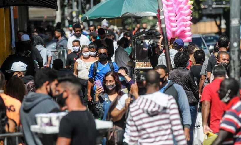 Véspera do Dia dos Pais arrasta consumidores ao Centro de BH - Leandro Couri/EM/D.A. Press