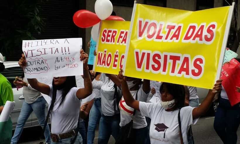 Familiares de presos protestam pela retomada das visitas e denunciam tortura  - Juarez Rodrigues/EM/DA Press
