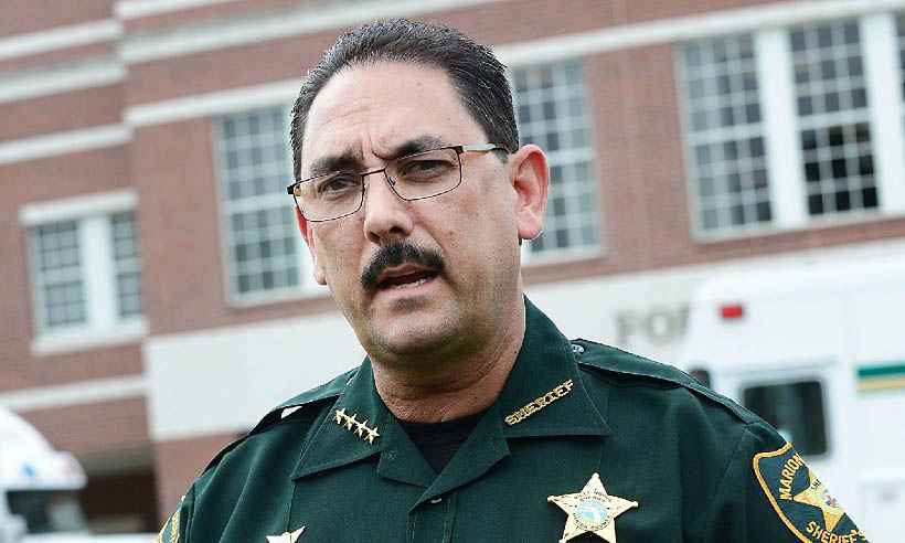 Xerife da Flórida proíbe seus agentes de usar máscara - Gerardo Mora/Getty Images/AFP