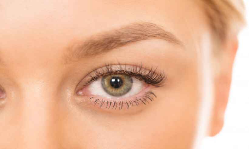Cirurgias estéticas nos olhos podem apresentar riscos. Entenda - Contexto/Divulgação