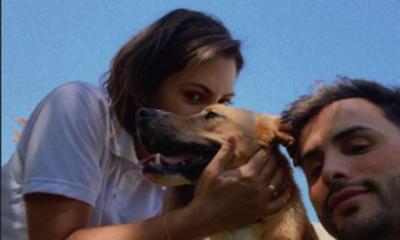 Michelle Bolsonaro adota dois cães vira-latas, Nestor e Bartô - Reprodução/ Instagram Augustin Fernandez
