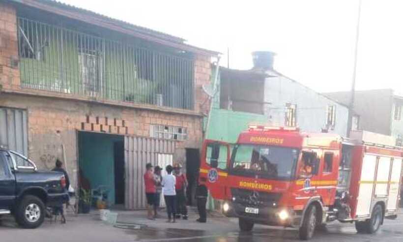 Grávida de oito meses pula de casa em chamas em BH - Reprodução/WhatsApp