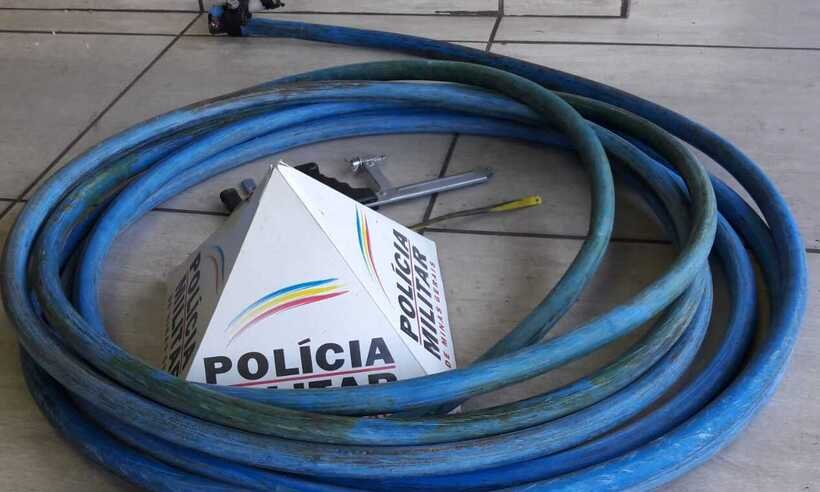 Dupla é presa após furtar 30kg de cabos de energia no Barroca; veja vídeo - Divulgação/PMMG