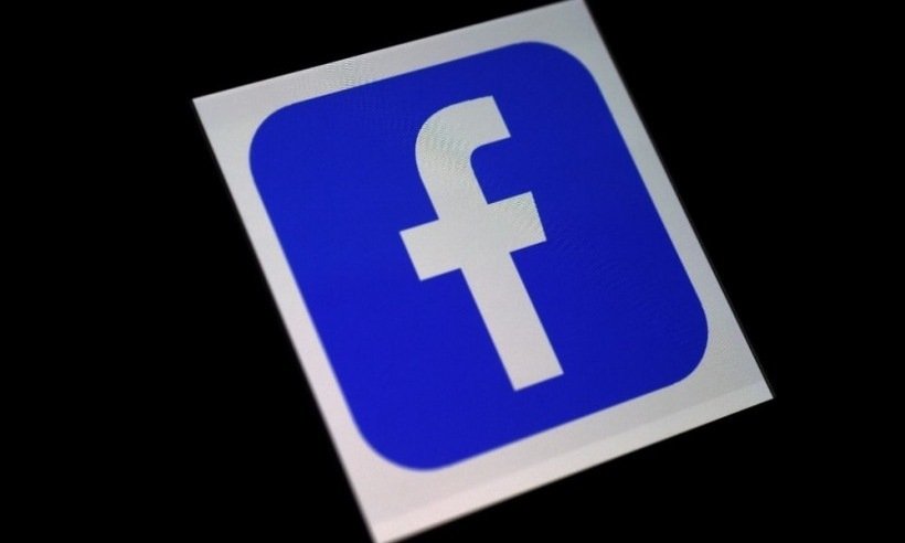 Links compartilhados no Facebook aparecem com imagens pornográficas - Olivier DOULIERY / AFP