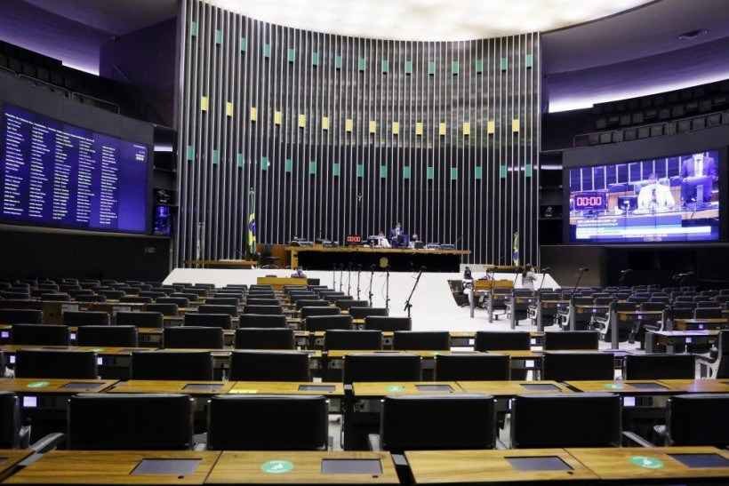 Câmara aprova projeto que dobra pena por desvio de recursos de combate a pandemia - Maryanna Oliveira/Câmara dos Deputados