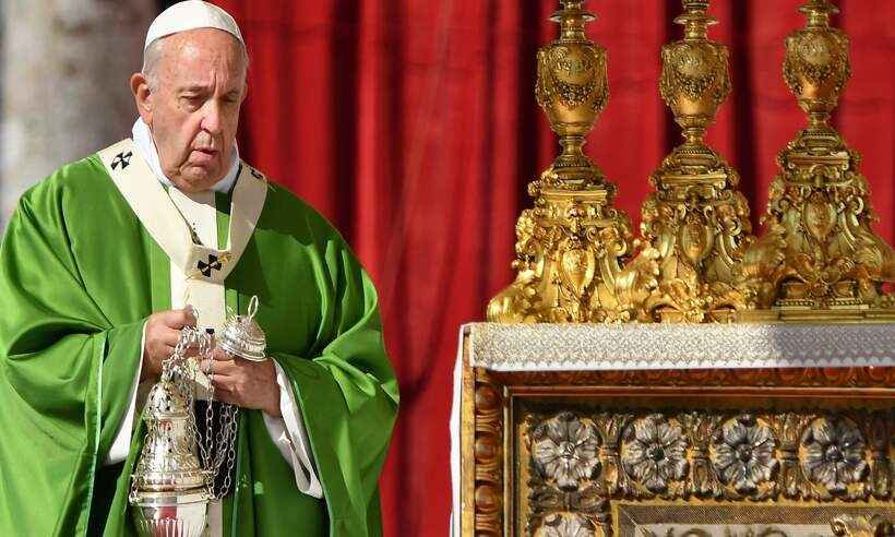 Papa viaja para fora de Roma pela 1ª vez desde o início da pandemia - AFP