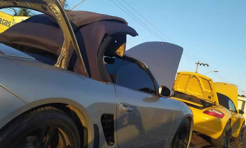 Polícia apreende carros de quase R$ 700 mil em Uberlândia - Divulgação/Polícia Civil