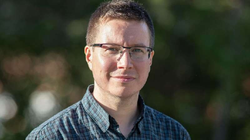 'Coronavírus não é um inimigo, é um tropeço da natureza', diz autor espanhol - Carlos Givaja