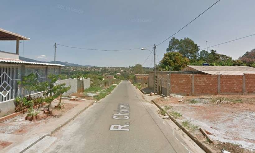 Polícia apreende 45 barras de maconha após denúncia anônima em Igarapé - Reprodução/Google Street View