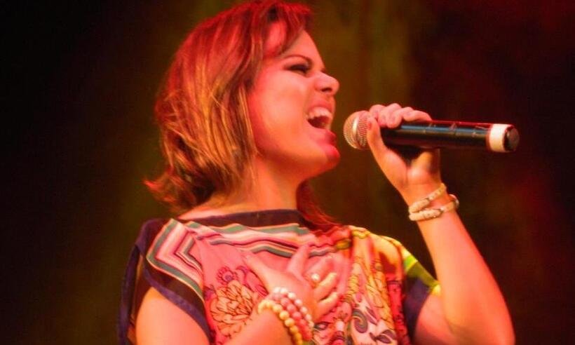 Ana Paula Valadão será processada por crime de LGBTfobia e é comparada a Hitler - Wikimedia commons