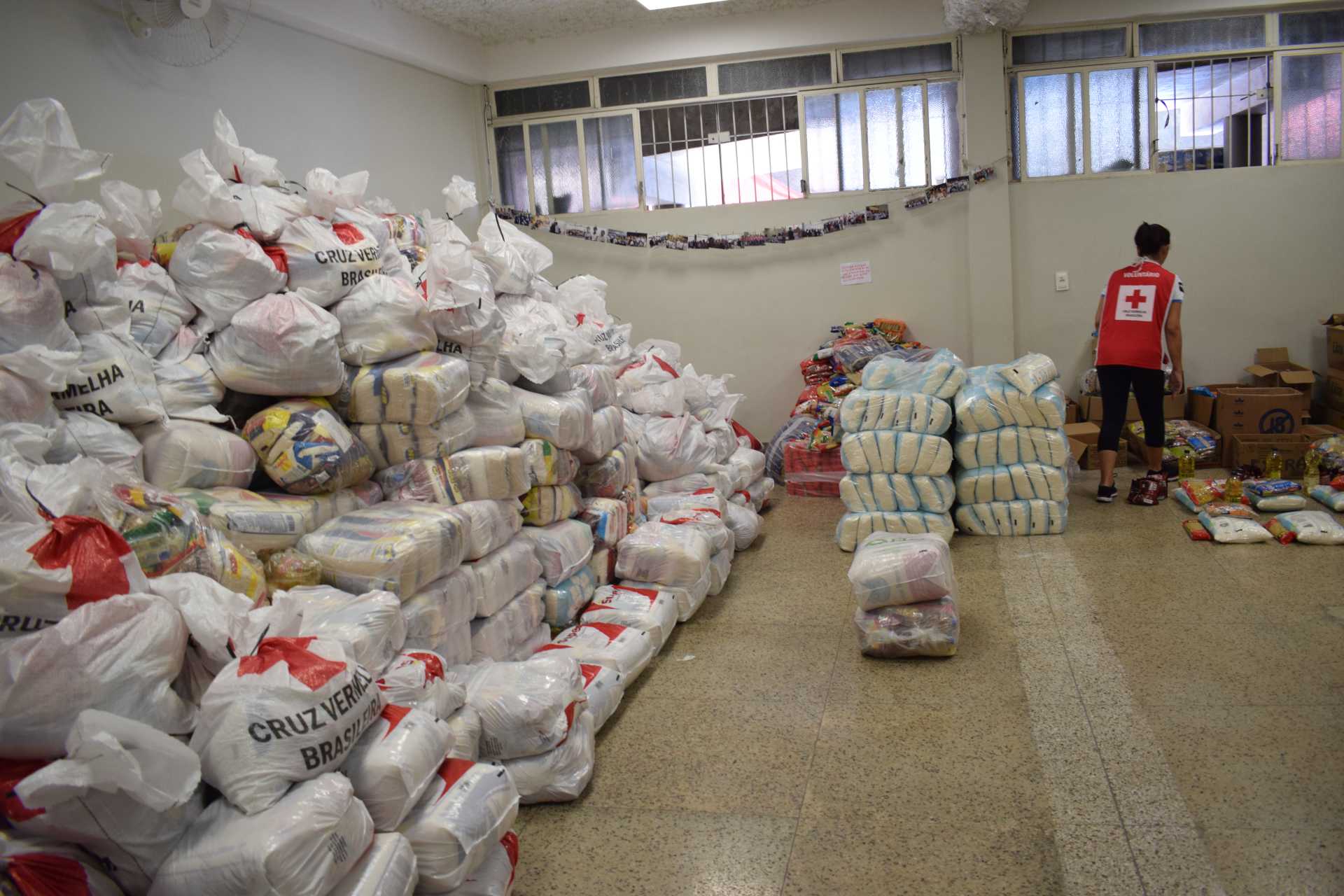 Cruz Vermelha faz campanha emergencial de doação de alimento em BH; veja como ajudar - Cruz Vermelha/Reprodução
