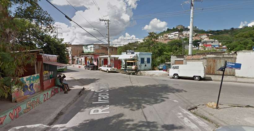 Traficantes decretam toque de recolher na Vila Pinho, em BH - Google Street View