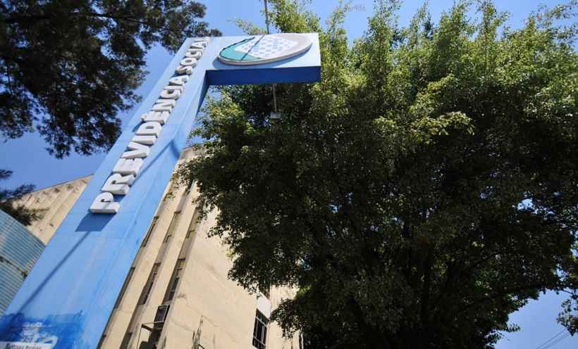Governo convoca peritos do INSS para o trabalho por meio de edital - Leandro Couri/EM/D.A Press
