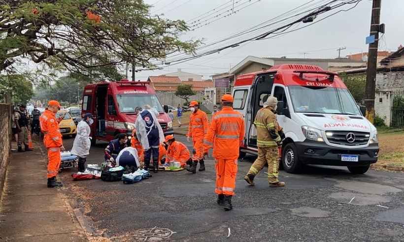 Após mais de meia hora de massagem cardíaca, bombeiros reanimam menina de 5 anos - 8º BBM/Divulgação