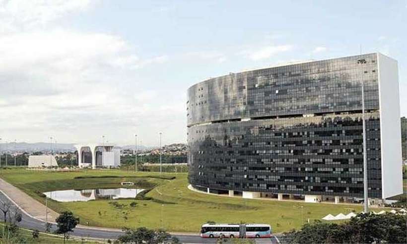 MP cumpre mandados em inquérito que apura irregularidades na construção da Cidade Administrativa - Gladyston Rodrigues/EM/D.A Press