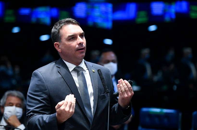 MP do Rio envia representação contra Flávio Bolsonaro por faltar a depoimento - Marcos Oliveira/Agência Senado