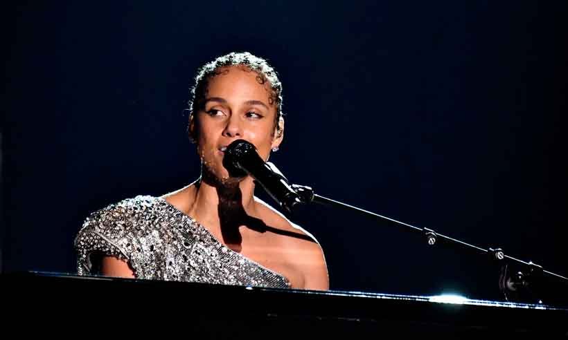 Alicia Keys lança um (ótimo) disco mais pessoal e menos dançante - Robyn Beck/AFP