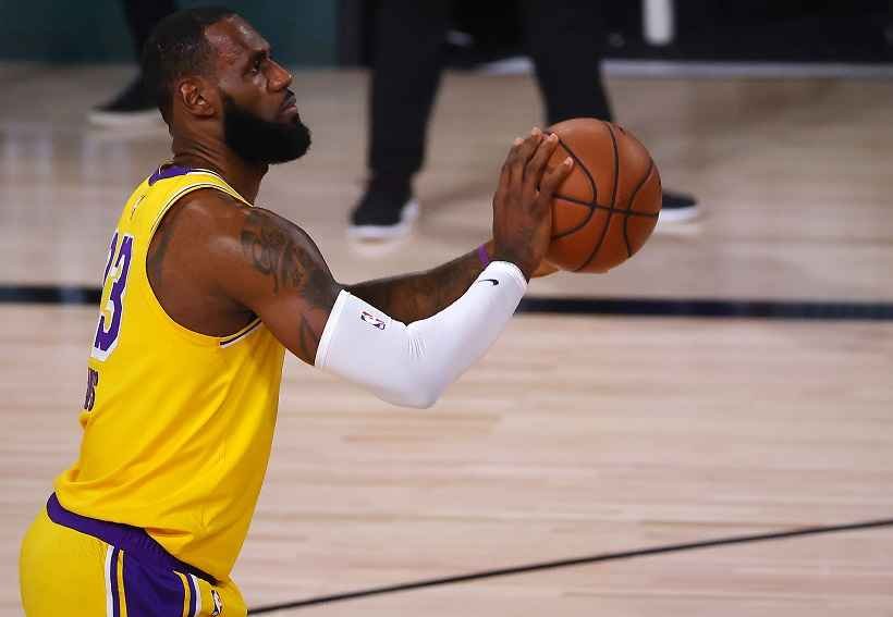 LeBron James: a 10ª final de NBA do Rei reinventado - Mike Ehrmann/Getty Images/AFP