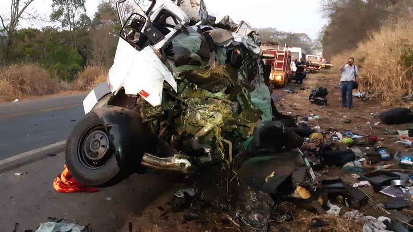 Sobe para 13 número de mortos vítimas de acidente na BR 365, em Patos de Minas - PRF/Divulgação