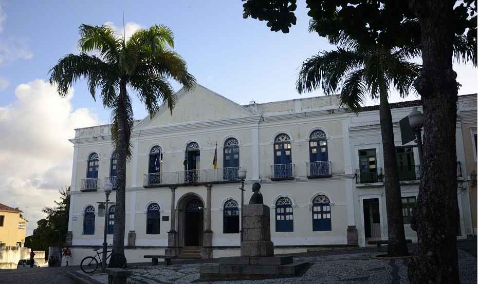 Prefeitura de Olinda abre seleção com salários de até R$ 7 mil - Prefeitura de Olinda/Divulgação