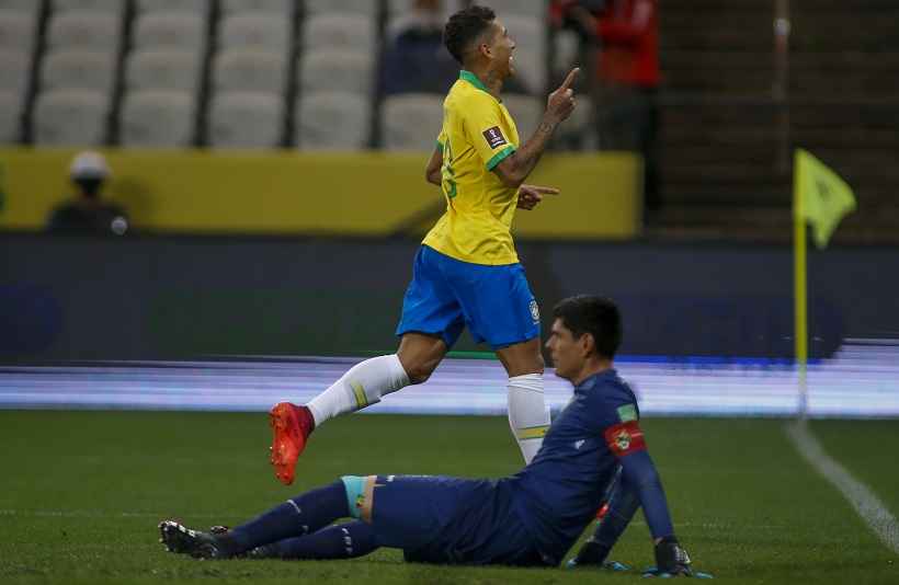 Brasil estreia com goleada de 5 a 0 sobre a fraquíssima Bolívia - Miguel Schincariol/CBF