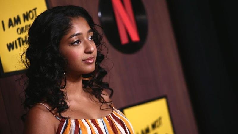 'Nada me preparou para o ódio que encontrei na internet', diz estrela da série da Netflix Eu Nunca... - Getty Images