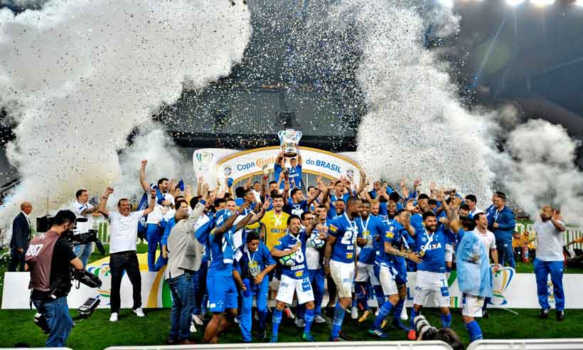 O Cruzeiro sempre será a poesia do futebol na história do esporte - Gladyston Rodrigues/EM/D.A Press - 17/10/18