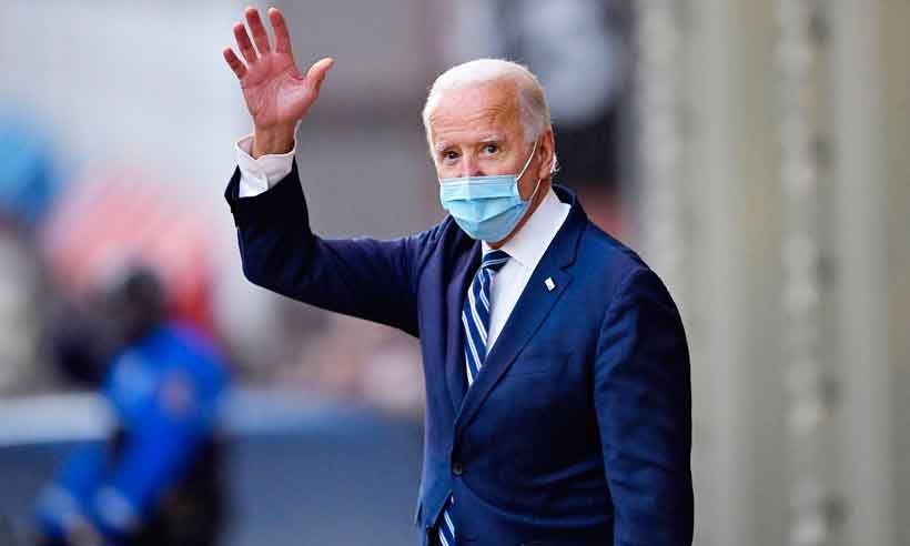 Na contramão dos EUA, brasileiros votam no domingo com sistema ágil  - Angela Weiss/AFP