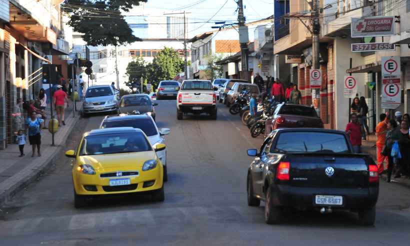 Golpe do carro: homem perde R$ 30 mil após comprar veículo fantasma - Gladyston Rodrigues/EM/D.A. Press