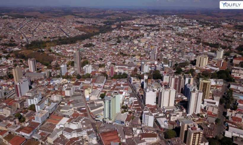Eleições: Varginha tem mais de 20% de indecisos e atual prefeito lidera intenções de voto - Fundação Cultural/divulgação
