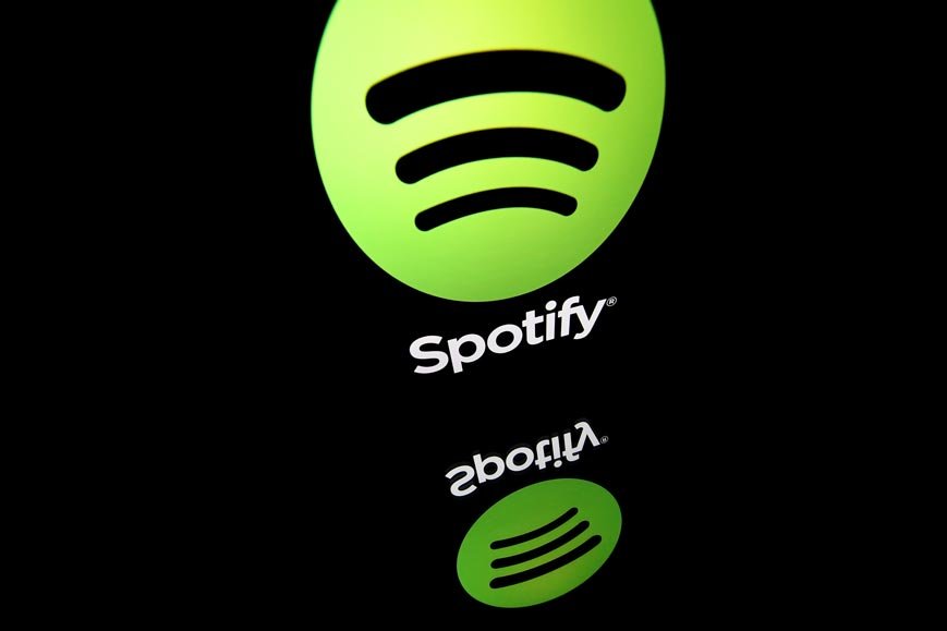 No mundo digital, a música perdeu charme, mas ganhou em eficiência - Lionel BONAVENTURE/AFP