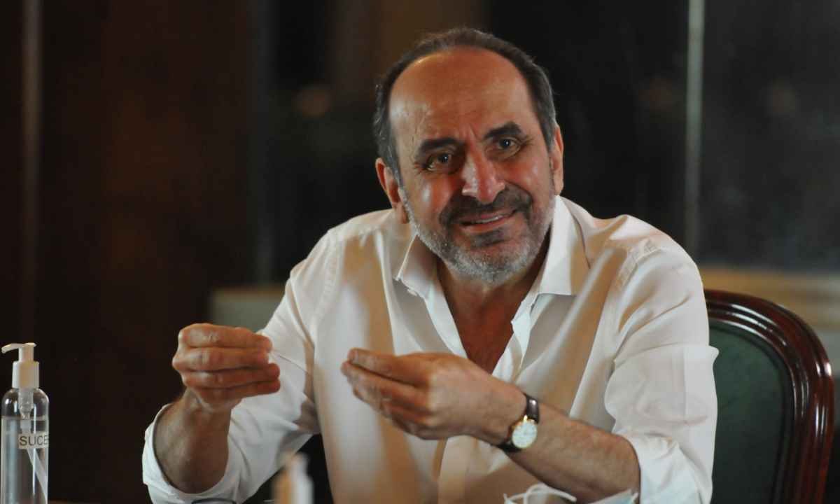Kalil é reeleito prefeito de BH - Alexandre Guzanshe/EM/D.A Press