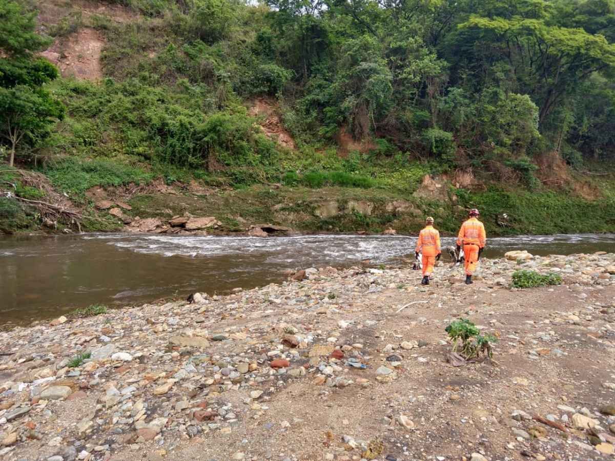 Polícia confirma que corpo encontrado em Matozinhos é de homem que caiu no Arrudas - CBMG/DIVULGAÇÃO