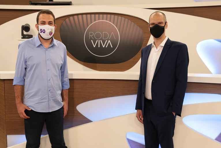 Piadas e ironias: confira o que disseram Boulos e Covas nos bastidores do Roda Viva - TV Cultura/Reprodução