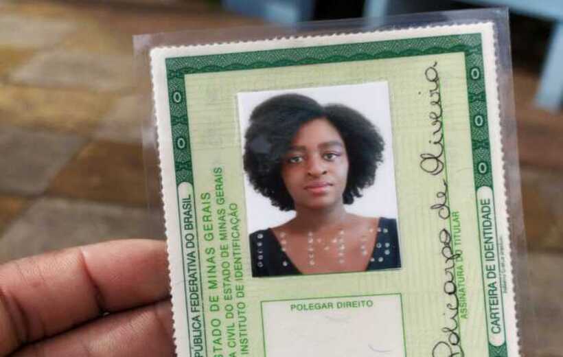Após ter cabelo black apagado, operadora consegue tirar identidade em Itaúna - Arquivo Pessoal/Sara Policarpo