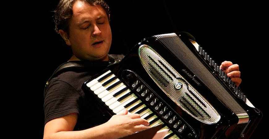 Bebê Kramer faz live para os mineiros nesta quinta à noite - Acervo pessoal