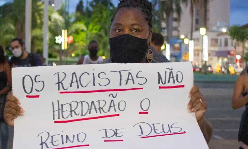 Caso de injúria racial contra padre de Alfenas gera protesto na cidade - Coletivo de Negras e Negros de Alfenas/Divulgação