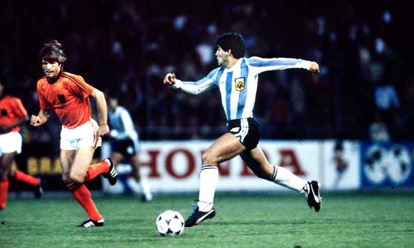 Maradona é homenageado em especial com altos e baixos de sua vida - HISTORY/DIVULGAÇÃO
