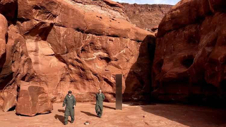 Misterioso monolito de metal encontrado no deserto dos EUA desaparece - Utah Department of Public Safety
