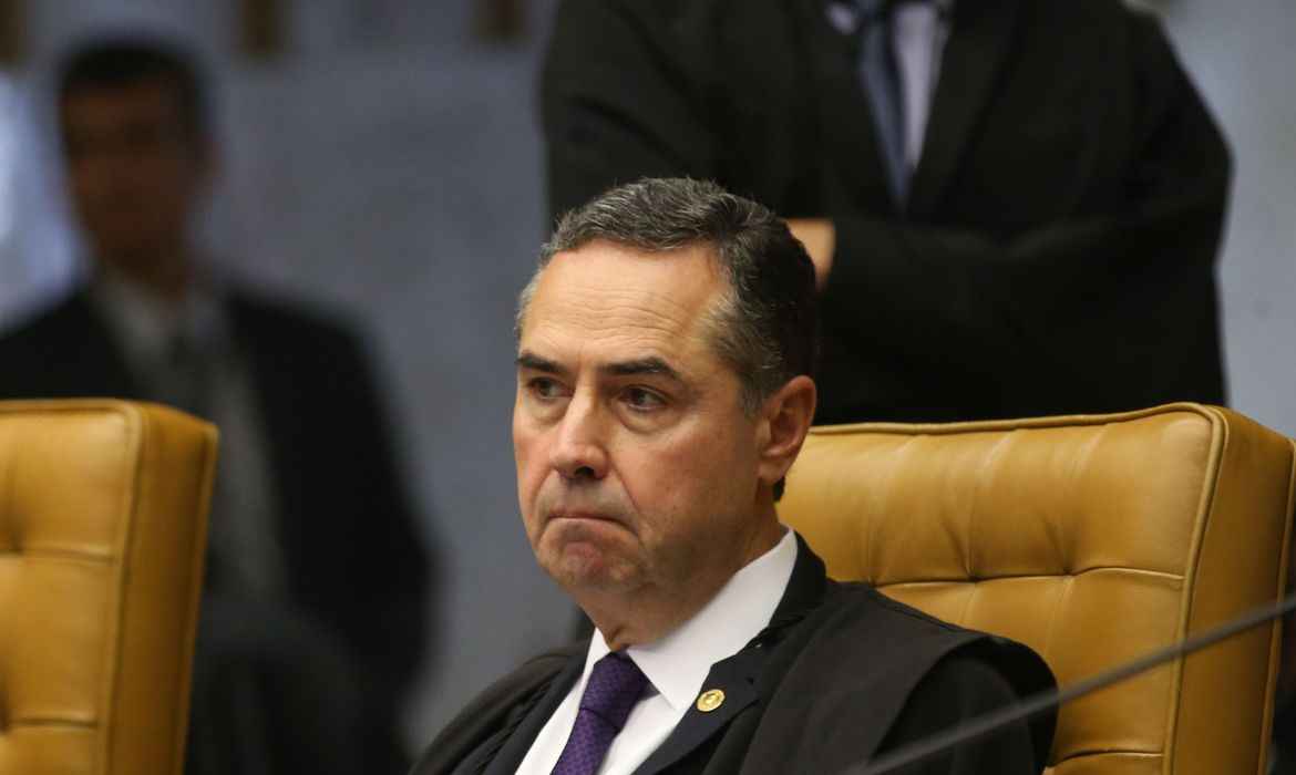 Barroso cutuca Bolsonaro e defende sistema eleitoral do Brasil: 'Tem gente que acha Trump que venceu as eleições nos EUA' - Agência Brasil/Reprodução