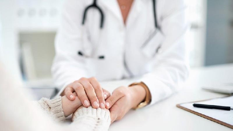 Os polêmicos testes de virgindade e kits de 'reparo de hímen' vendidos no Reino Unido - Getty Images
