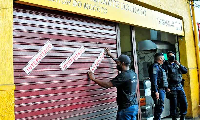 Mais rigor na luta contra a COVID-19 em BH: desrespeitou, lacrou - Gladyston Rodrigues/EM/D.A. Press