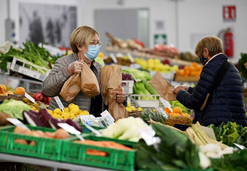 E-commerce dá um salto, mas falta incluir produtos perecíveis - VICENZO PINTO/AFP %u2013 5/11/20
