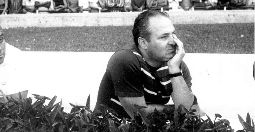 Gigante um dia com Felício Brandi, o Cruzeiro se curvou aos paquidermes - O Cruzeiro/Arquivo Estado de Minas - 3/2/1969