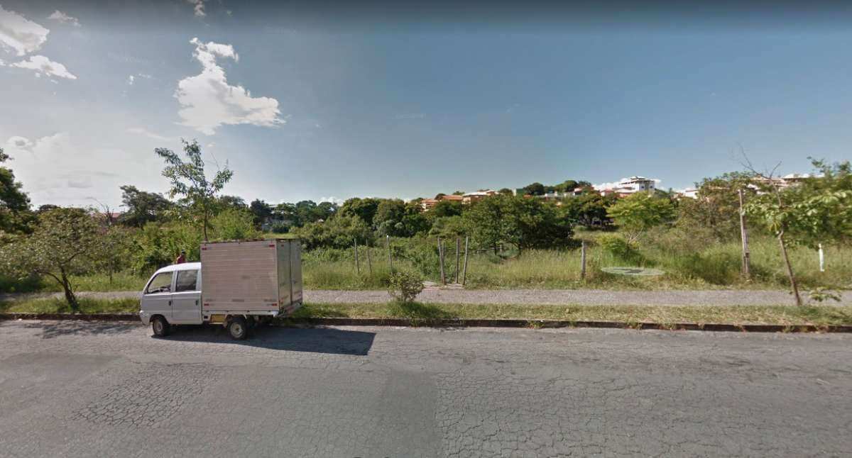 Polícia prende suspeito de vender lotes em área de preservação de BH - Reprodução/Google Street View