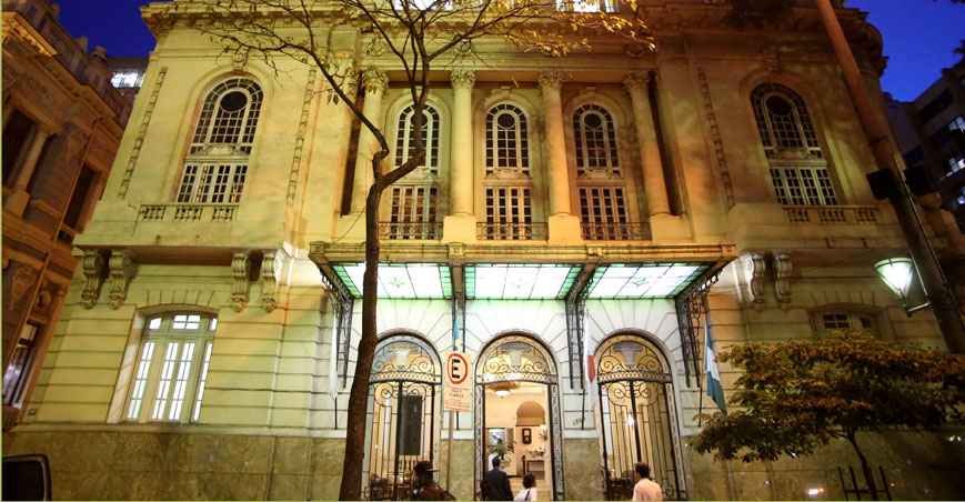 Novo presidente arregaça as mangas para salvar o Automóvel Clube - Ramon Lisboa/EM/D.A Press